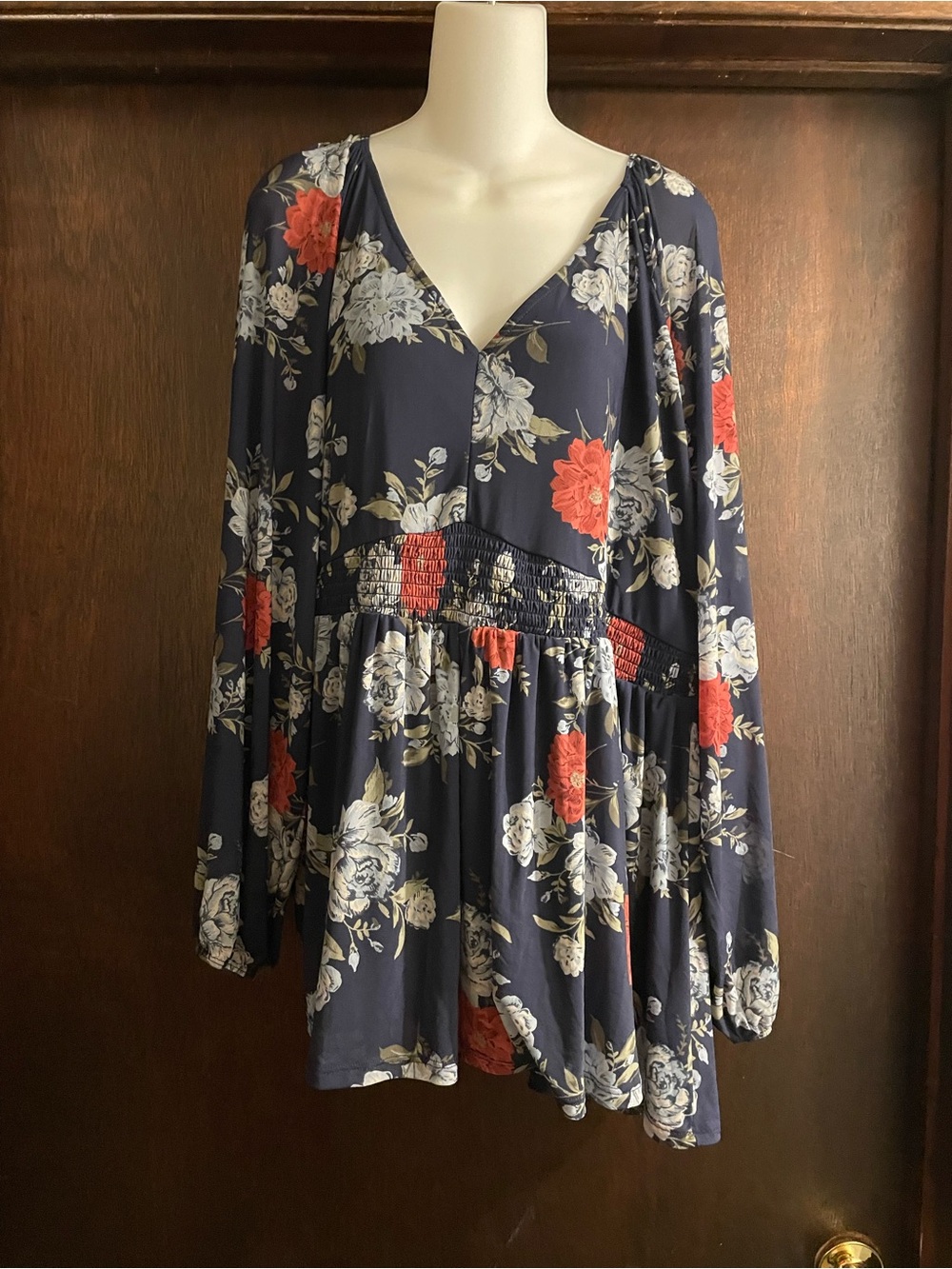Torrid Brand Women's size 4 Navy Red White Floral Smocked Waist Blouse V Neck